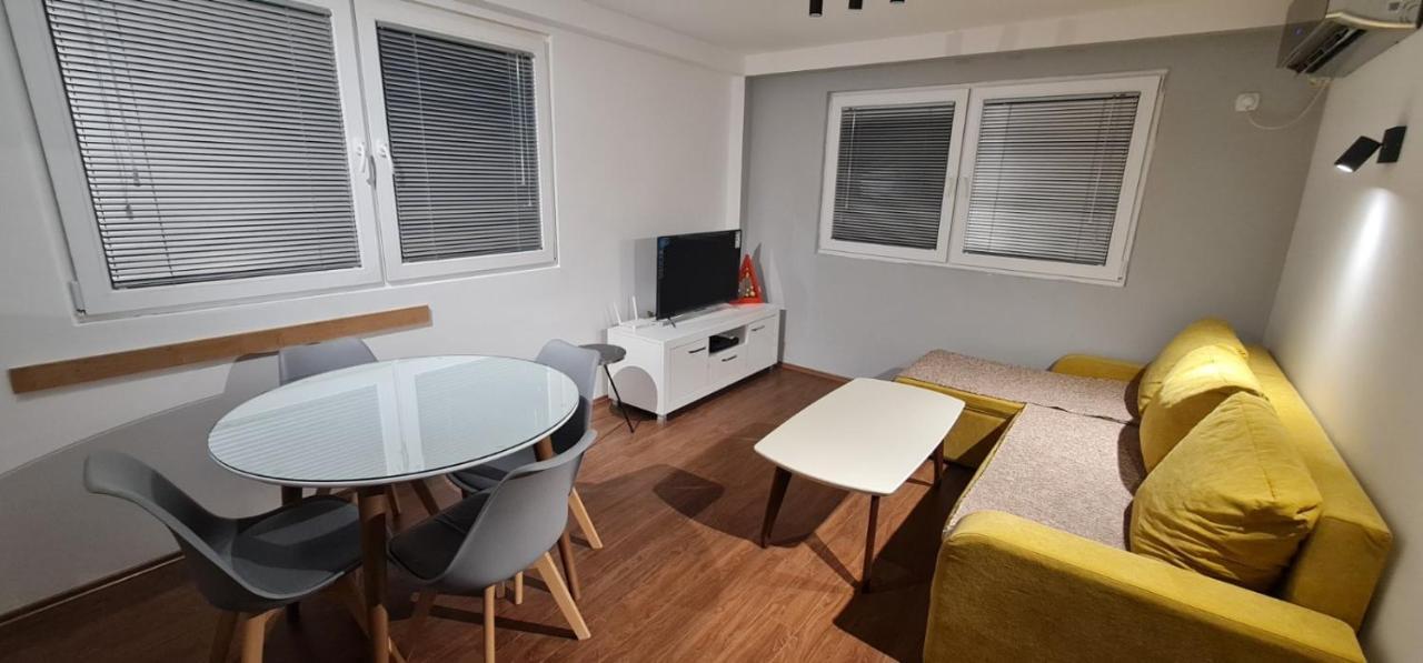 Mavrovo Square " Villas & Apartment " Ngoại thất bức ảnh